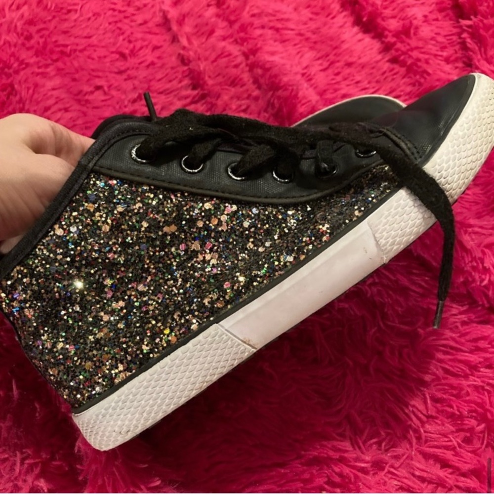Cat & Jack Glitter Shoes Size 3 Girls! 💝 - Picture 4 of 5